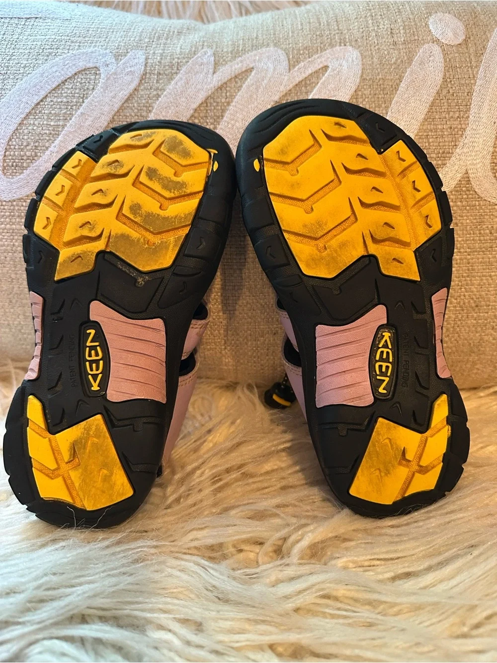 Keen Kids Newport H2 Rainbow Water Sandals | Kids Size 2 | Light Purple ๐ - Picture 6 of 8